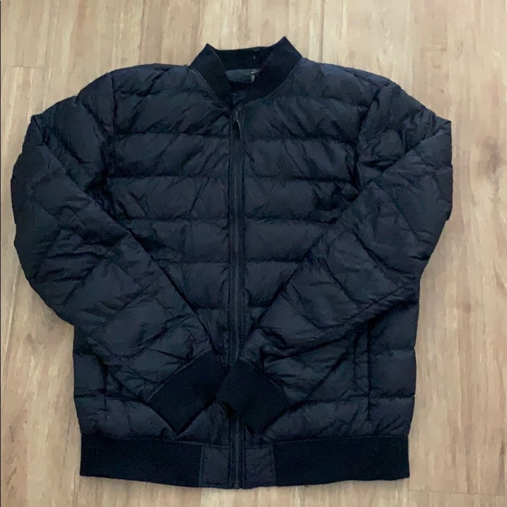 Uniqlo Lightweight Navy Puffy Jacket